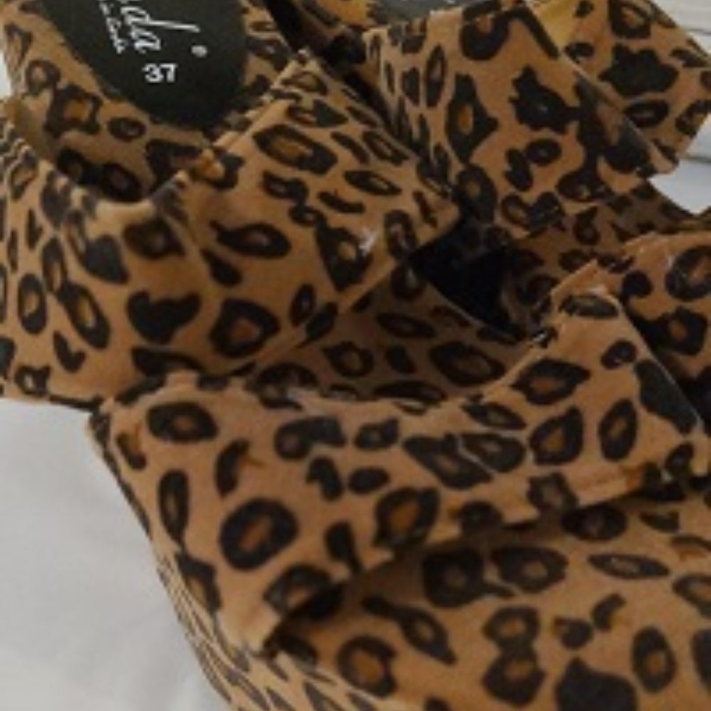 Leopard Platform Shoes by Linda 37 size 5